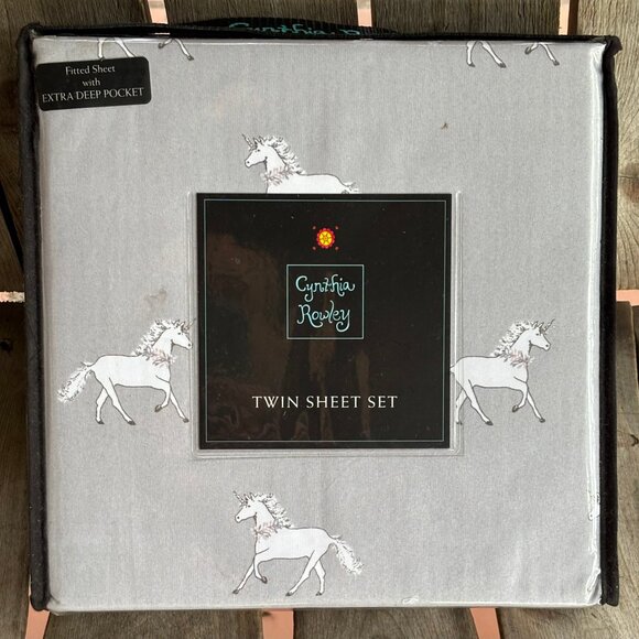 Cynthia Rowley UNICORNS Twin Size Sheet Set  -  light gray background - Picture 1 of 5
